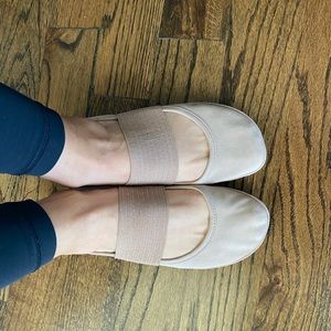 Camper Right Nina ballet flats EU 40 fits US 9